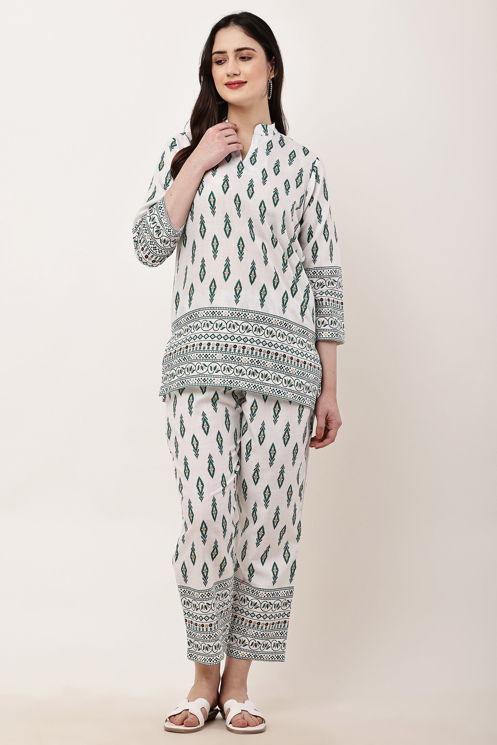 Elegant Green Leaf Print Kurta Pant Co-Ord Set