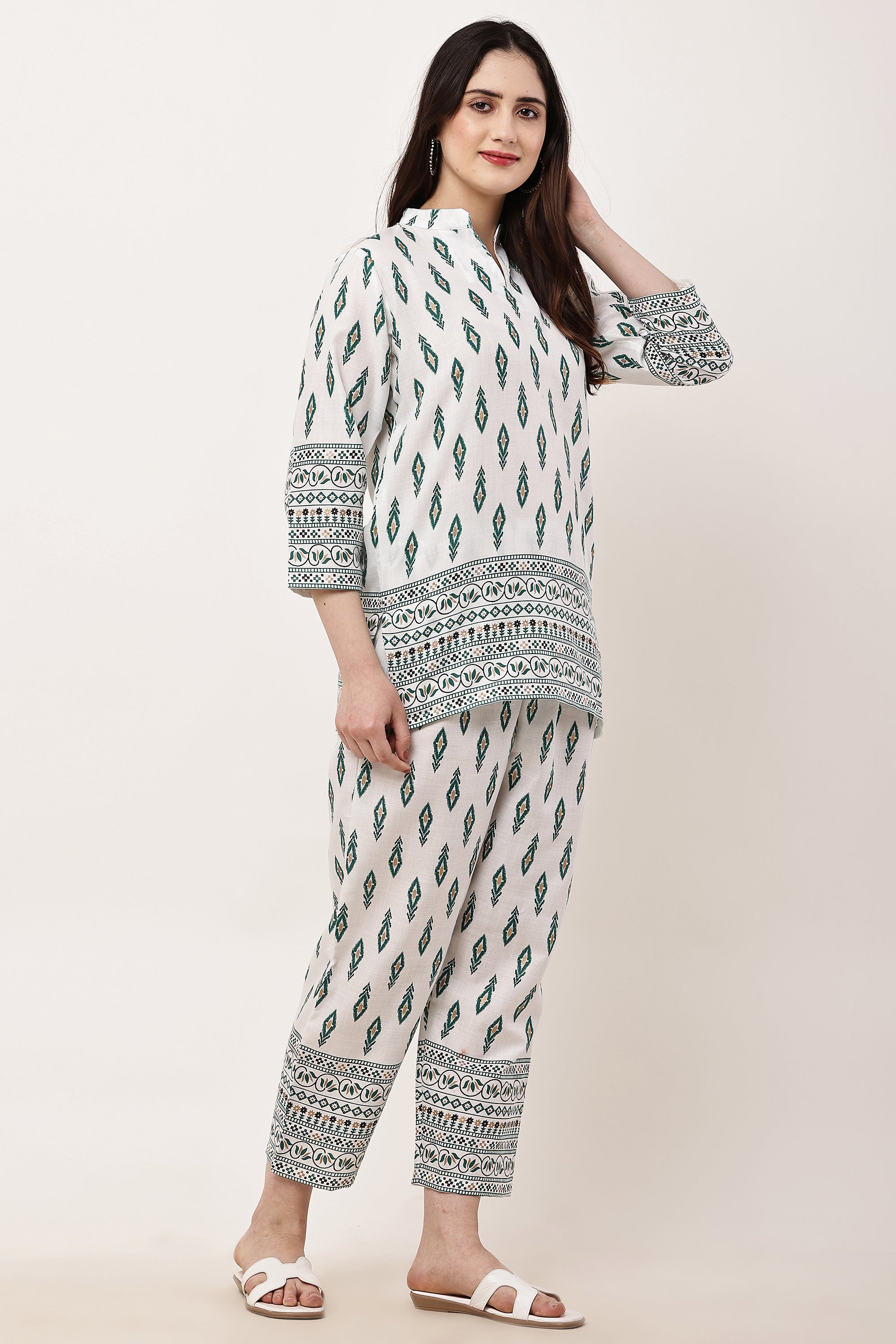 Elegant Green Leaf Print Kurta Pant Co-Ord Set