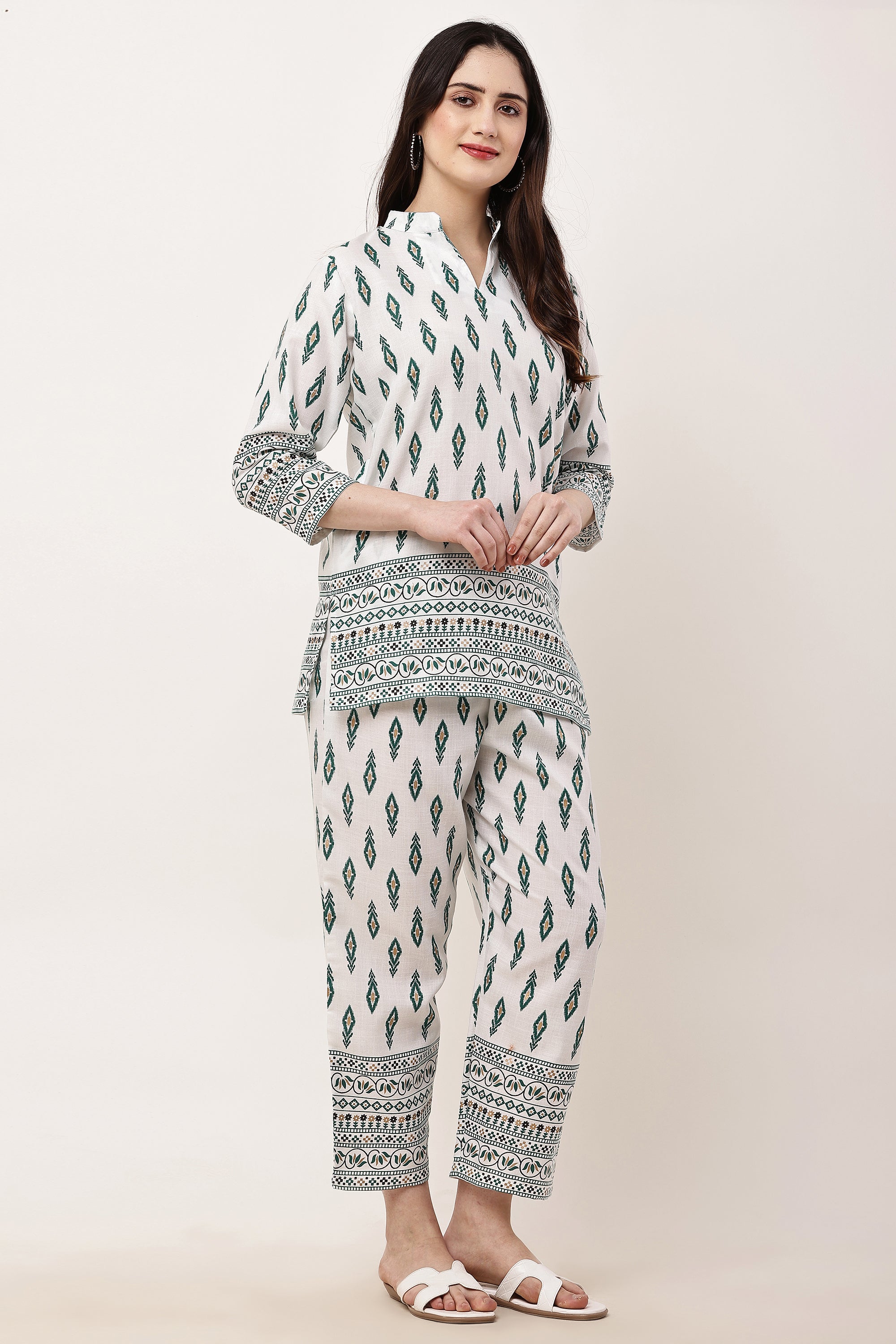 Elegant Green Leaf Print Kurta Pant Co-Ord Set
